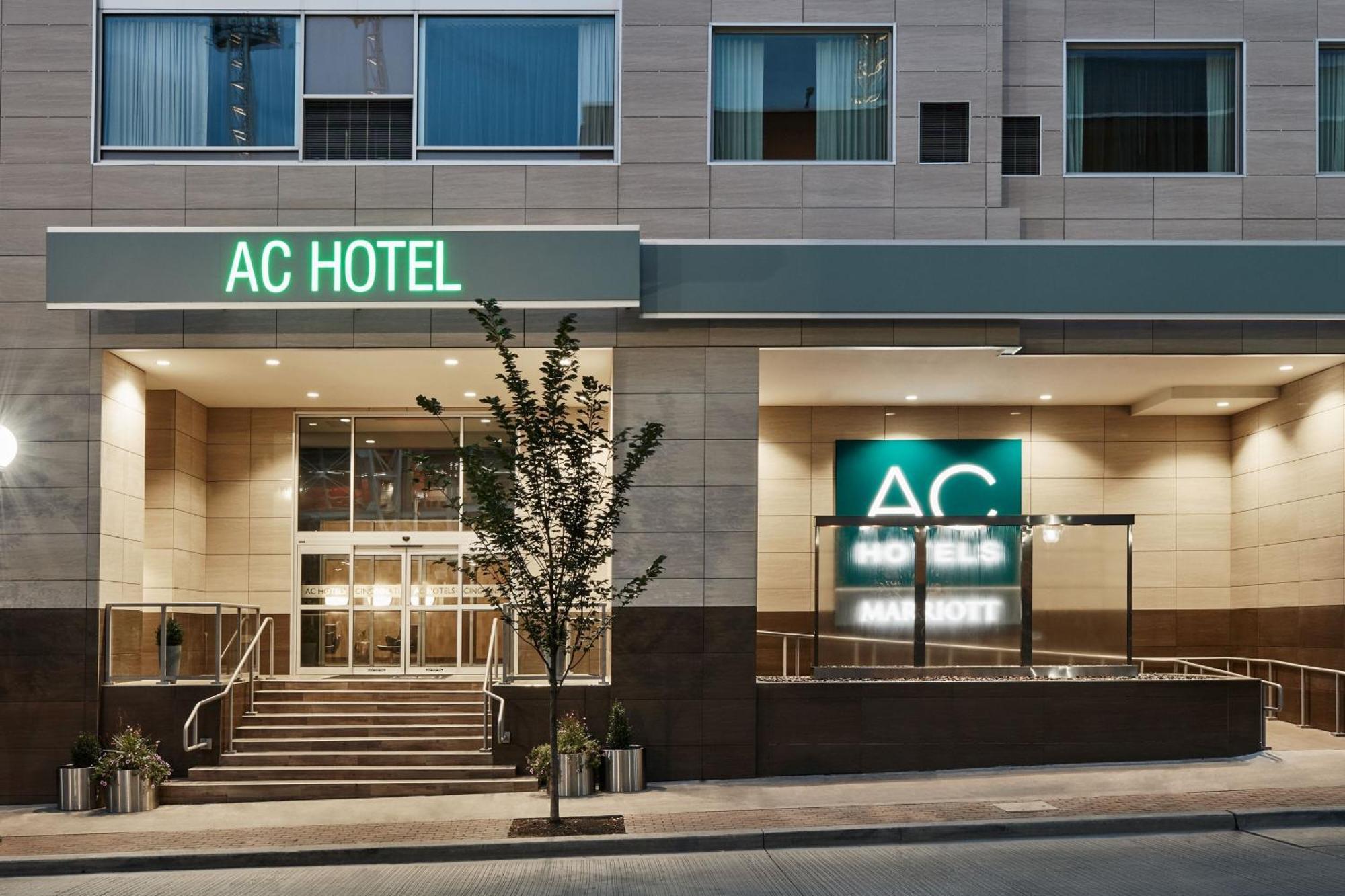 Ac Hotel By Marriott Cincinnati At The Banks Exterior photo